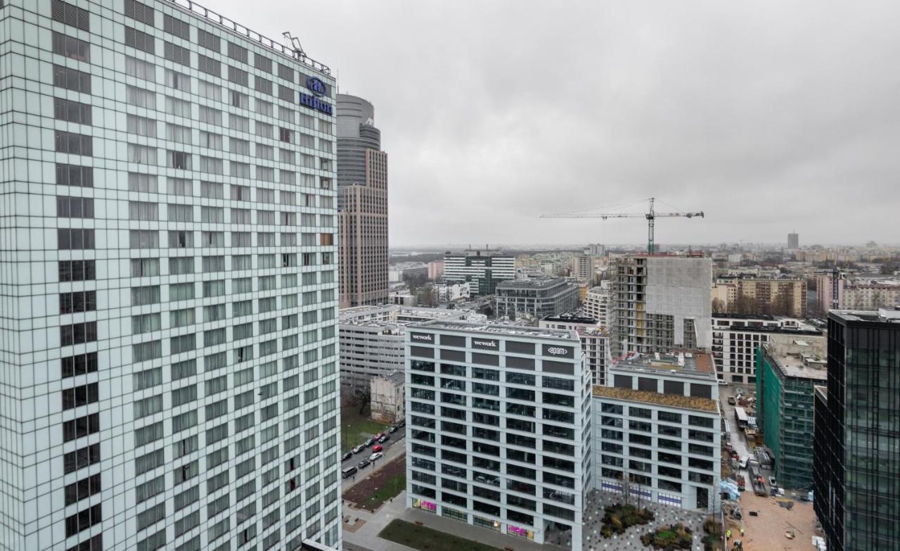 Green Wood Platinum Towers Lägenhetshotell Warszawa