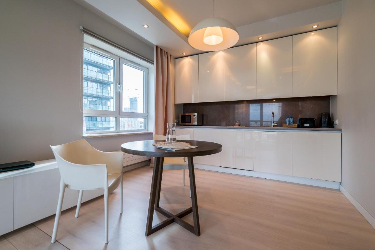 Lägenhetshotell Green Wood Platinum Towers Warszawa